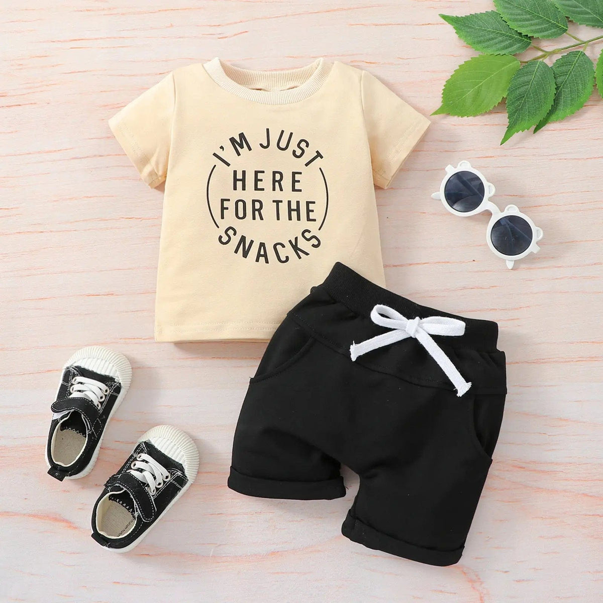 Ensemble t-shirt et short pour bébé