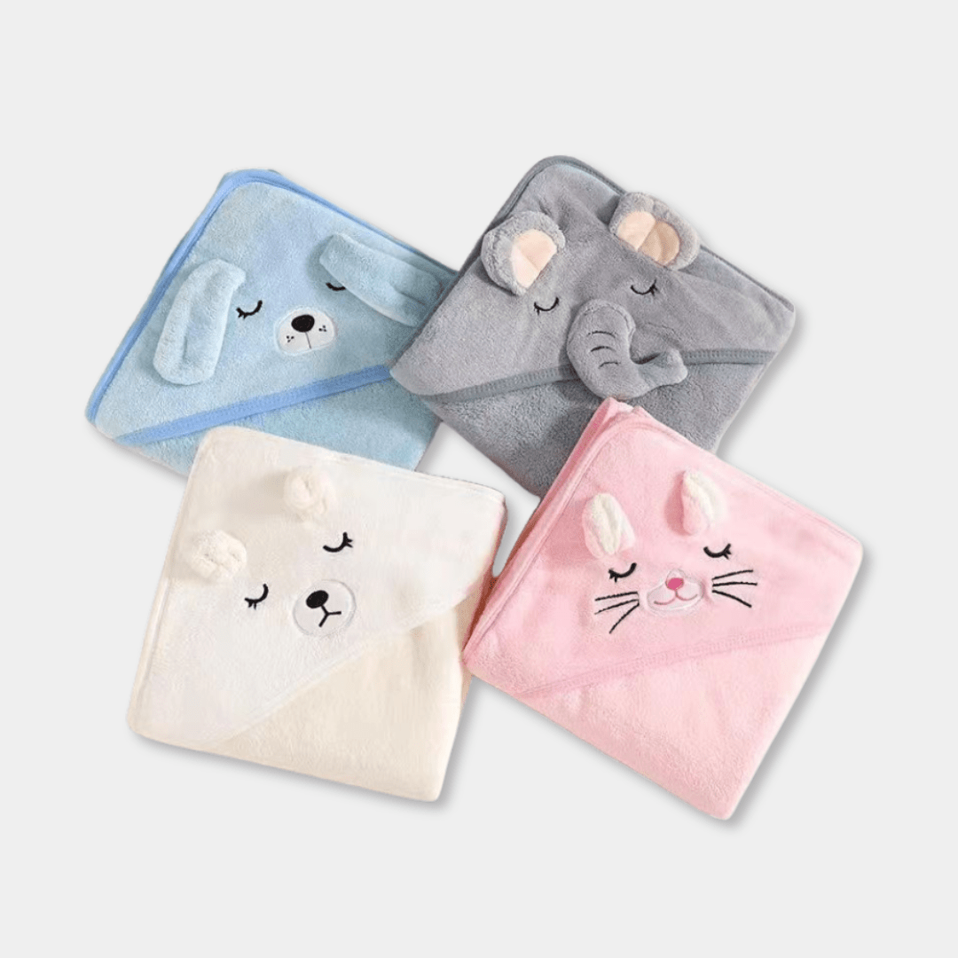 Cape de bain bébé à capuche – polaire de corail 80 × 80 cm (0–3 ans)